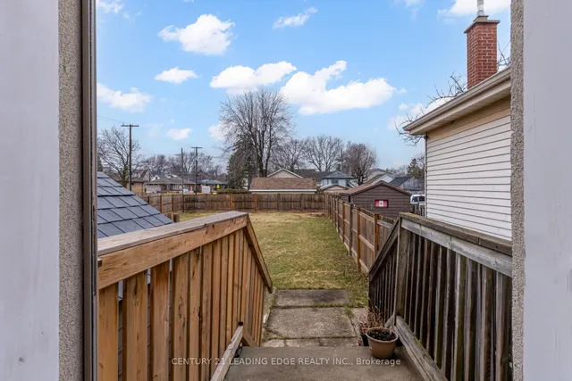 Additional image 16 of 424 Upper Wentworth St