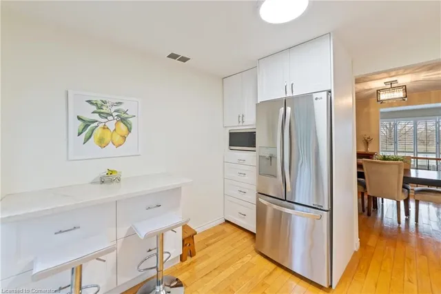 Additional image 16 of 1967 Main St Unit 6