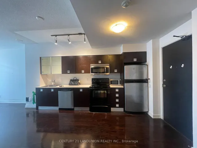 Additional image 3 of 33 Charles St Unit 601