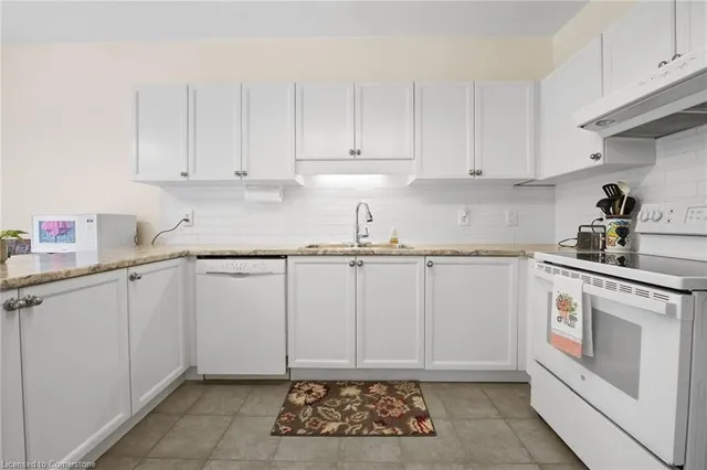 Additional image 17 of 34 Southbrook Dr Unit 11