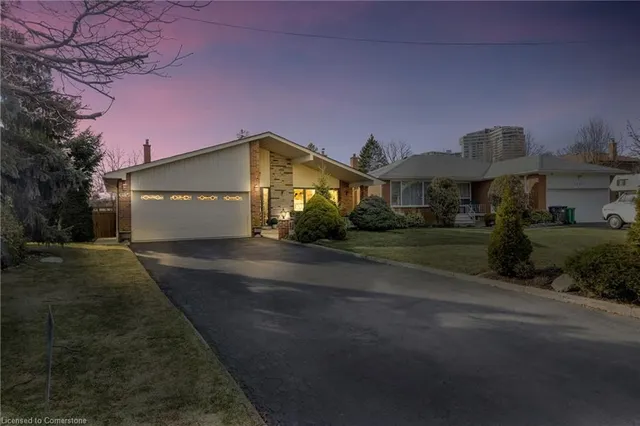 Additional image 4 of 3236 Cedartree Cres