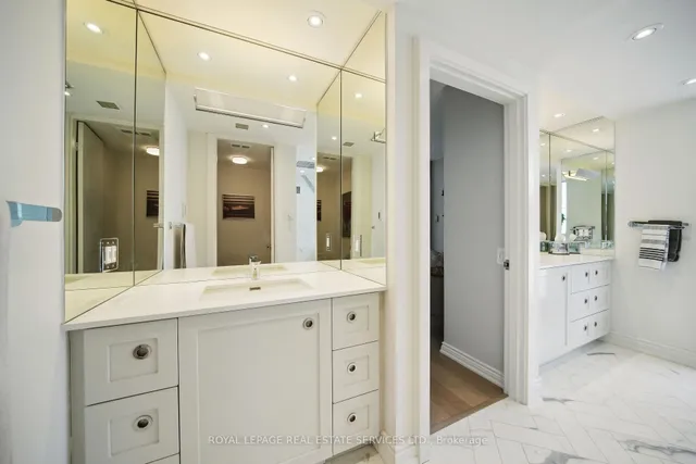 Additional image 20 of 480 Queens Quay Unit 601
