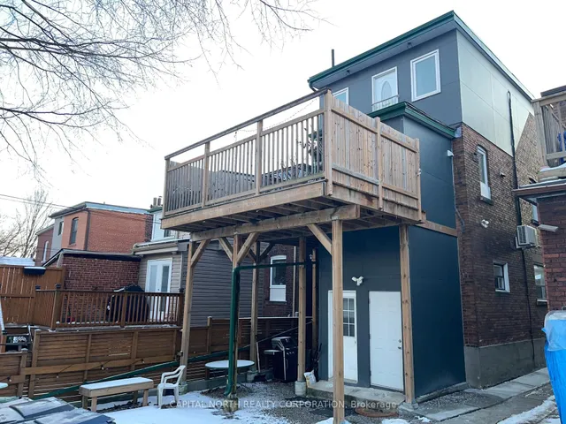 Additional image 31 of 1035 Dovercourt Rd