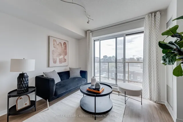 Additional image 3 of 140 Bathurst St Unit 703