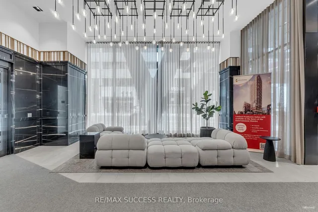 Additional image 2 of 108 Peter St Unit 727