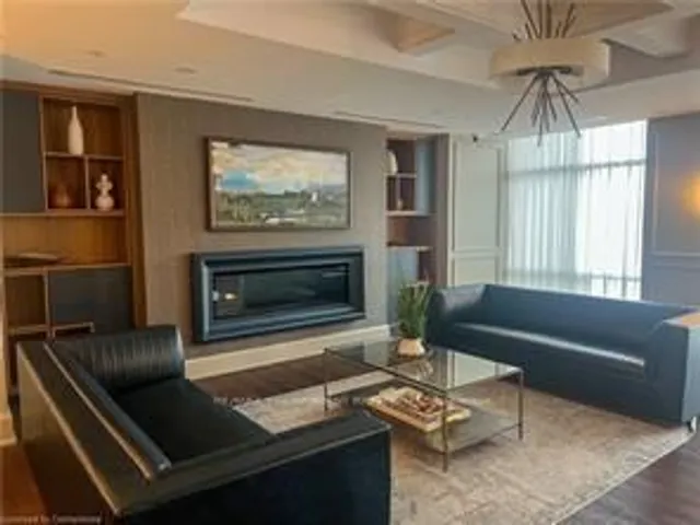 Additional image 26 of 450 Dundas St Unit 421