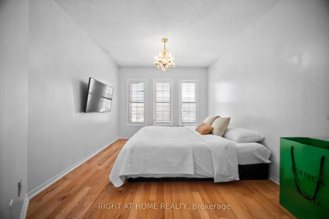 Additional image 20 of 1085 Foxglove Pl