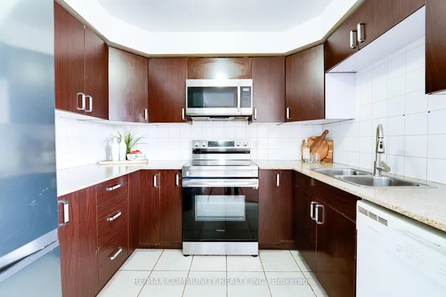 Additional image 5 of 7405 Goreway Dr Unit 415