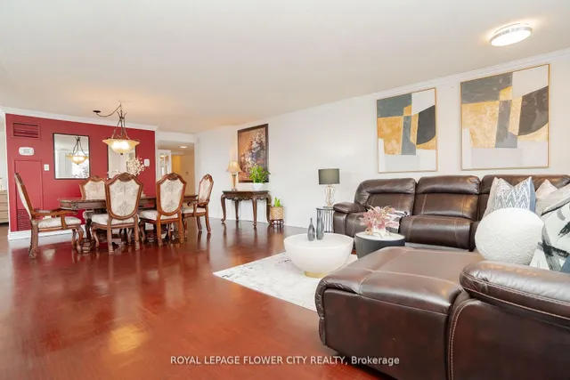 Additional image 14 of 3650 Kaneff Cres Unit 801