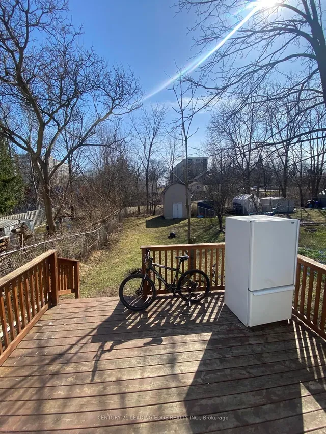 Additional image 32 of 257 Morgan Ave