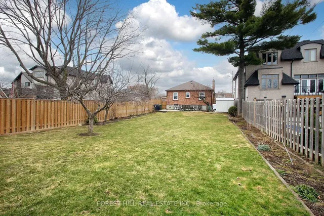 Additional image 19 of 26 Alexis Blvd