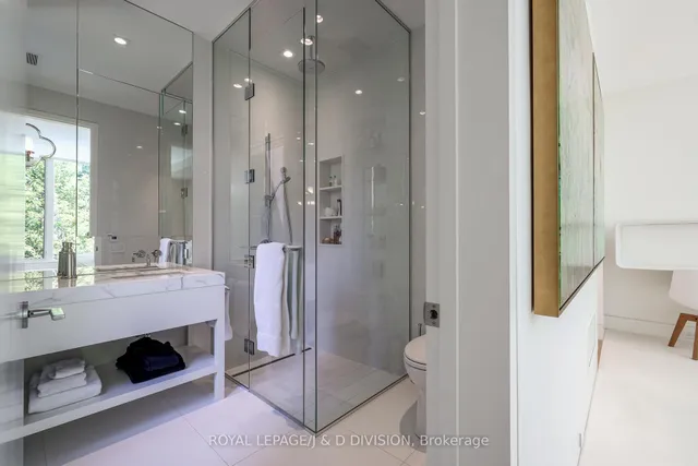 Additional image 32 of 20 Forest Glen Cres