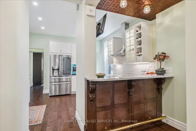 Additional image 6 of 81 Erie Ave