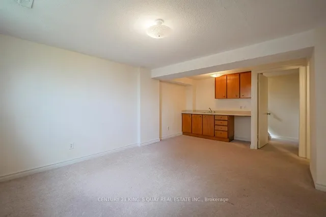 Additional image 30 of 95 Goldhawk Tr