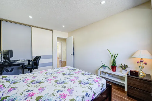 Additional image 29 of 4020 Brandon Gate Dr Unit 8
