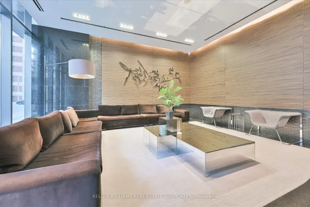 Additional image 3 of 770 Bay St Unit PH201