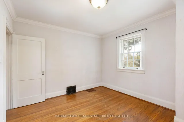 Additional image 10 of 1372 Islington Ave