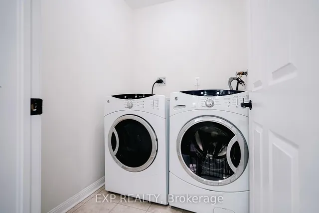 Additional image 20 of 668 Hamilton Cres