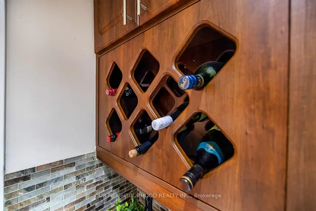 Additional image 16 of 87 Flamingo Cres