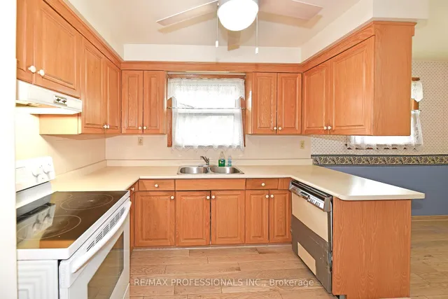 Additional image 9 of 40 Westmount Park Rd