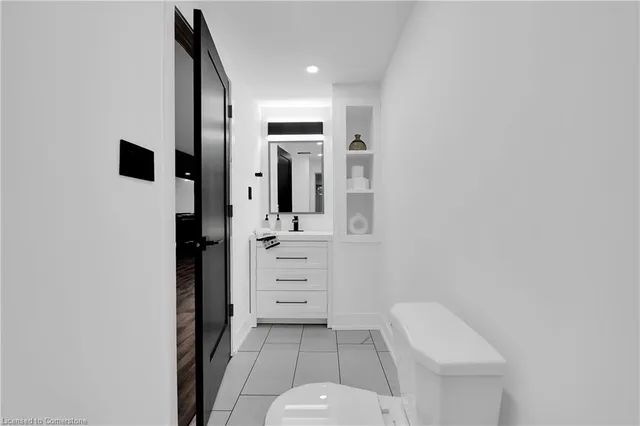 Additional image 45 of 72 Aldgate Avenue Ave