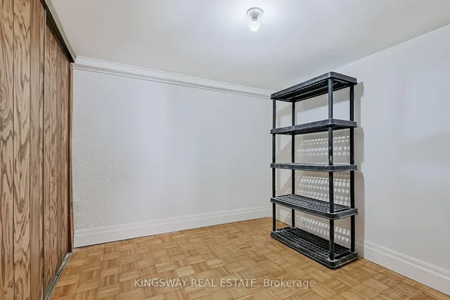 Additional image 17 of 184 Edmonton Dr