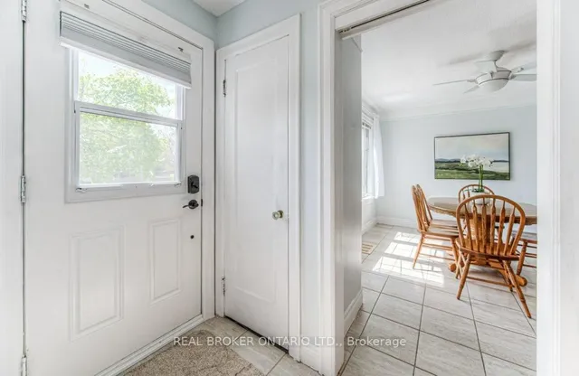 Additional image 7 of 76 Brentwood Ave