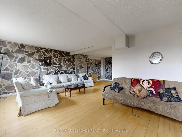 Additional image 32 of 62 Ernest Ave