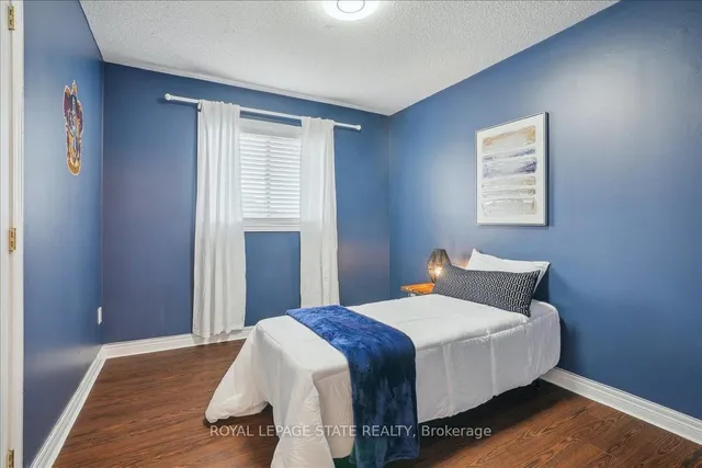 Additional image 30 of 32 Sonoma Lane