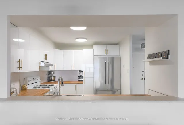 Additional image 32 of 3845 Lake Shore Blvd Unit 1608