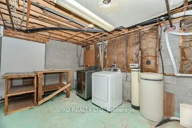 Additional image 45 of 42 Hillside Dr