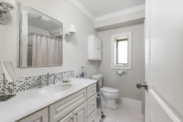 Additional image 15 of 8 Hawthorn Ave Unit 205