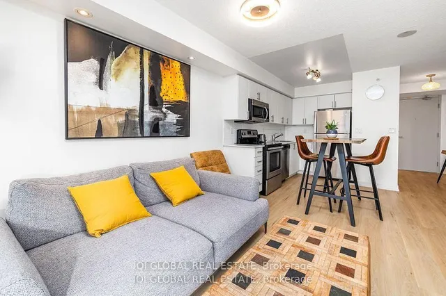 Additional image 33 of 1420 Dupont St Unit 408