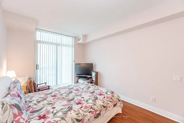 Additional image 15 of 5 Marine Parade Dr Unit 911