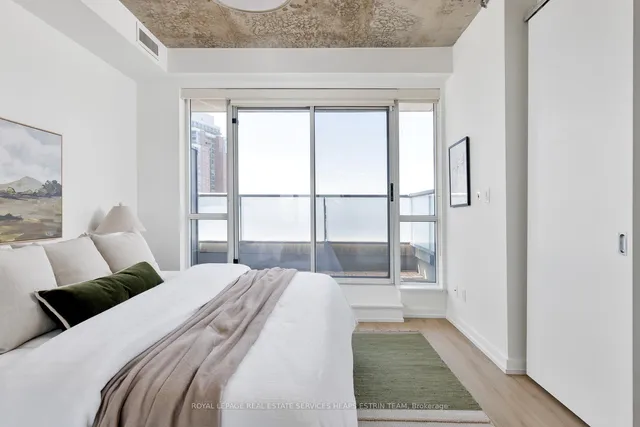 Additional image 21 of 1 Shaw St Unit LPH26