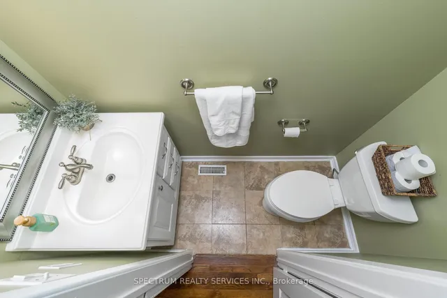 Additional image 16 of 98 Mikado Cres