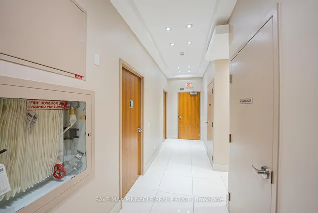 Additional image 36 of 75 Eglinton Ave Unit 509