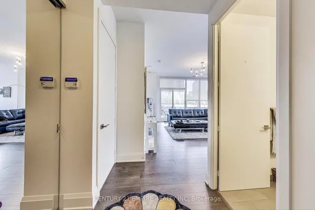 Additional image 7 of 36 Park Lawn Rd Unit 203