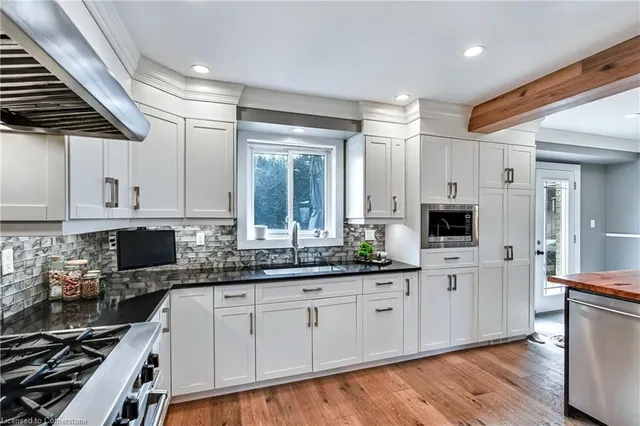 Additional image 12 of 27 Surrey Dr