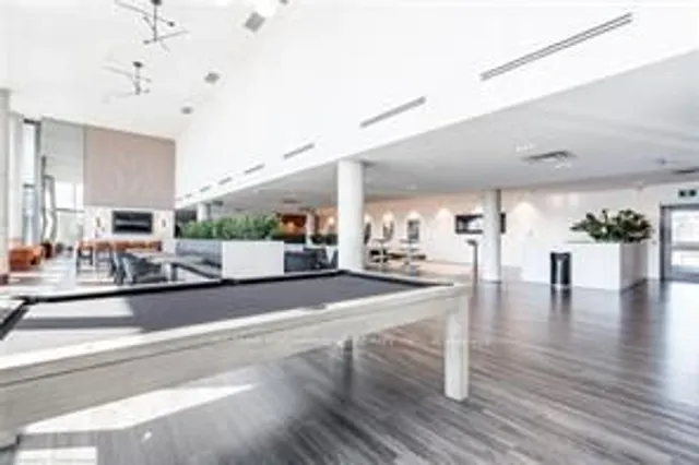 Additional image 32 of 15 Wellington St Unit 1102