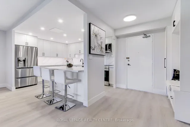 Additional image 4 of 362 The East Mall N/A Unit 304