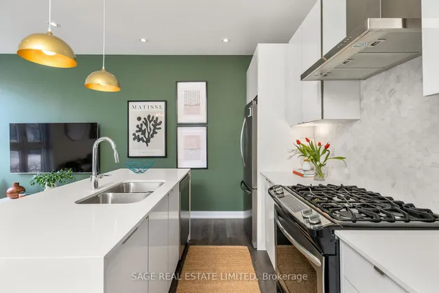 Additional image 9 of 39 Florence St Unit TH4