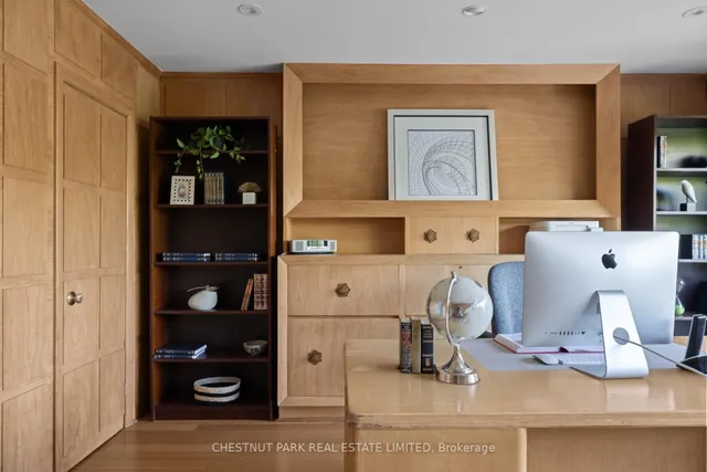 Additional image 39 of 308 Hillhurst Blvd