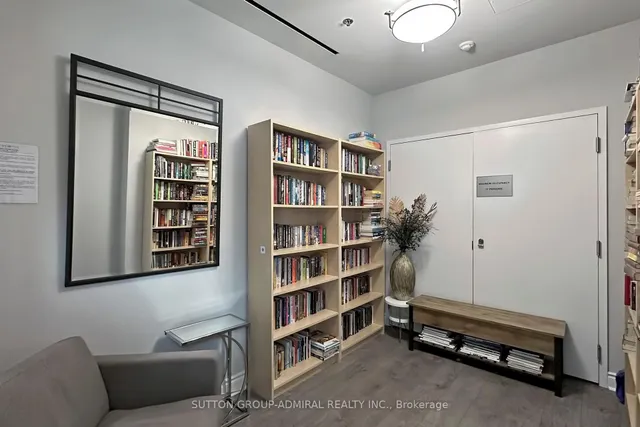 Additional image 25 of 525 Wilson Ave Unit 315