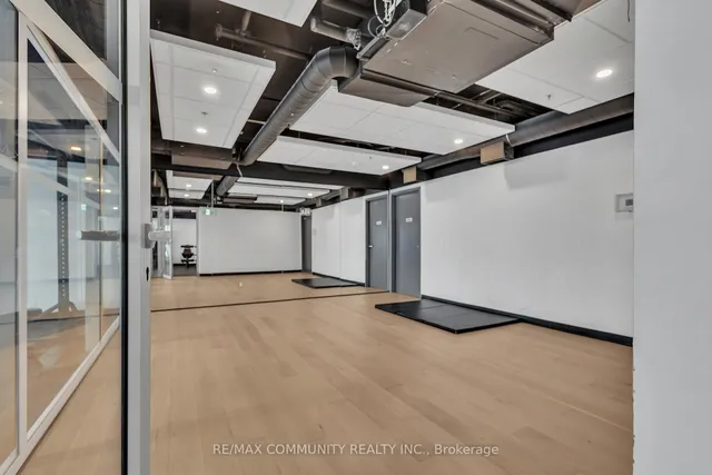 Additional image 29 of 60 Frederick St Unit 3803