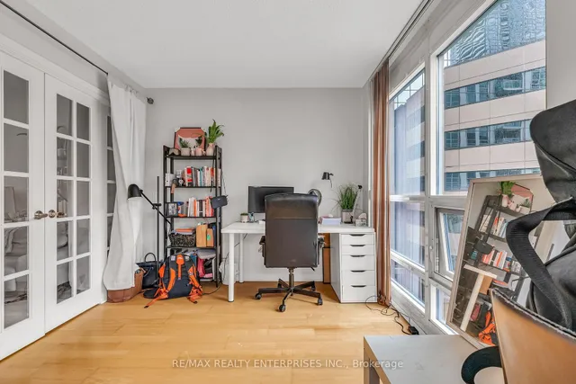 Additional image 21 of 763 Bay St Unit 404