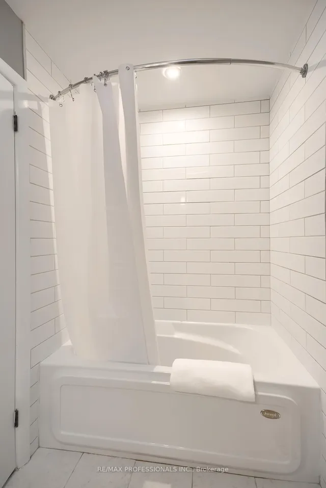 Additional image 35 of 6 Ainsley Gdns