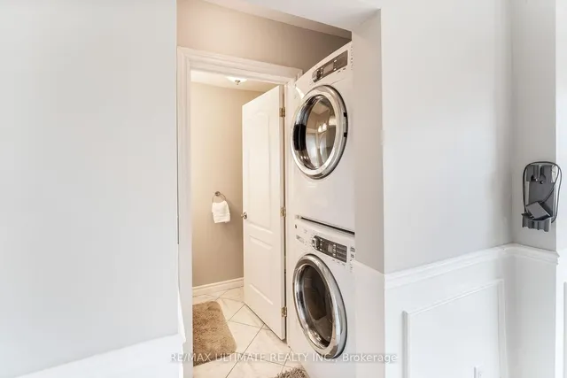 Additional image 23 of 33 Seneca Ave