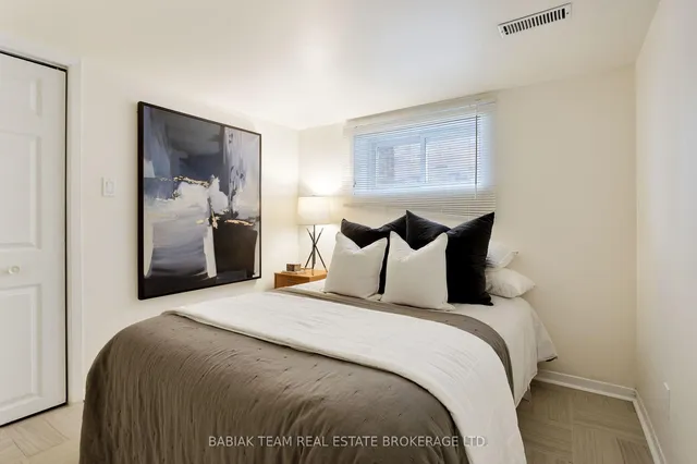 Additional image 21 of 16 Halford Ave