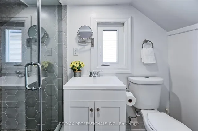 Additional image 14 of 63 Guthrie Ave